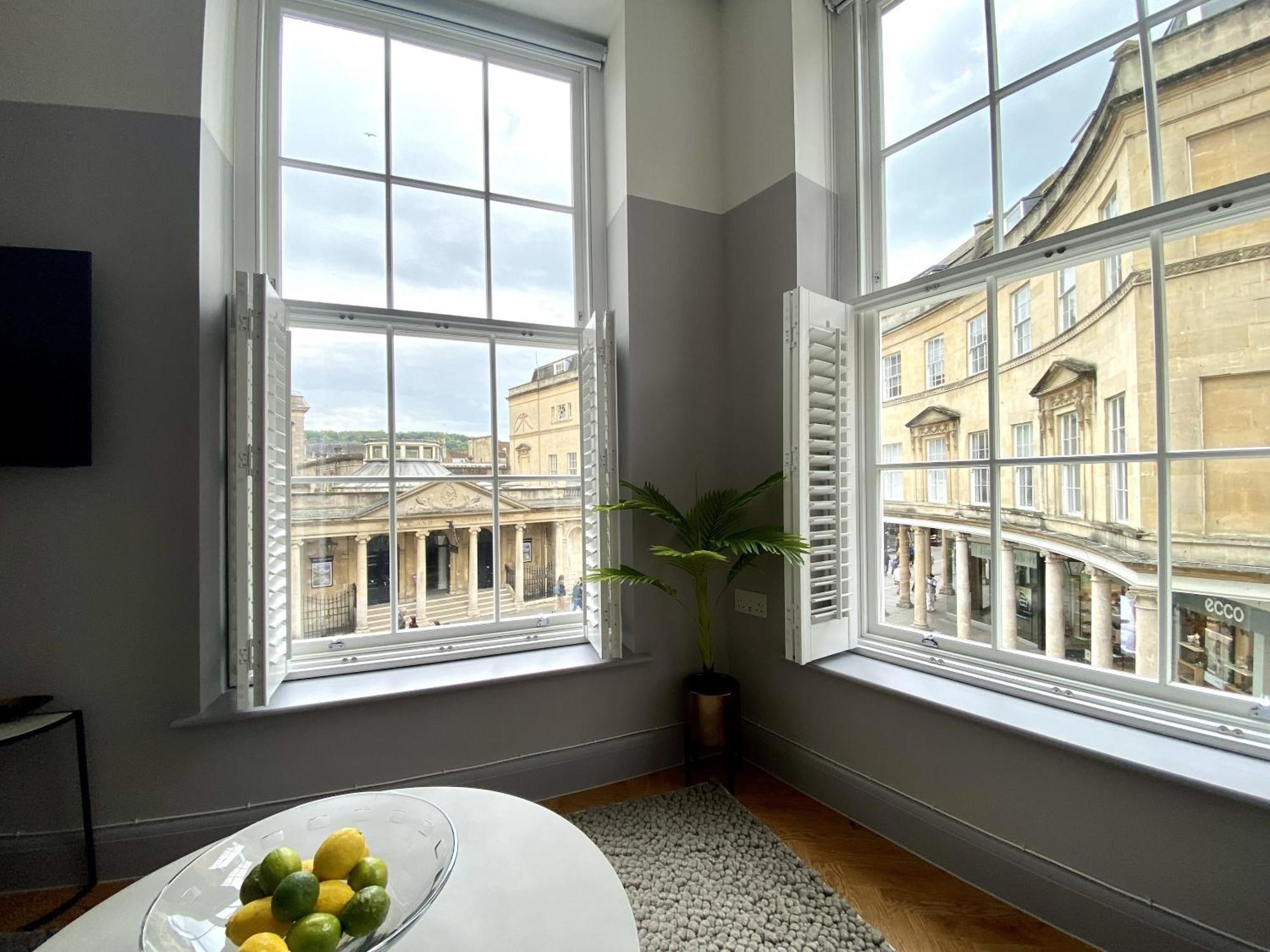 Roman Bath View, Bath Keys Екстер'єр фото