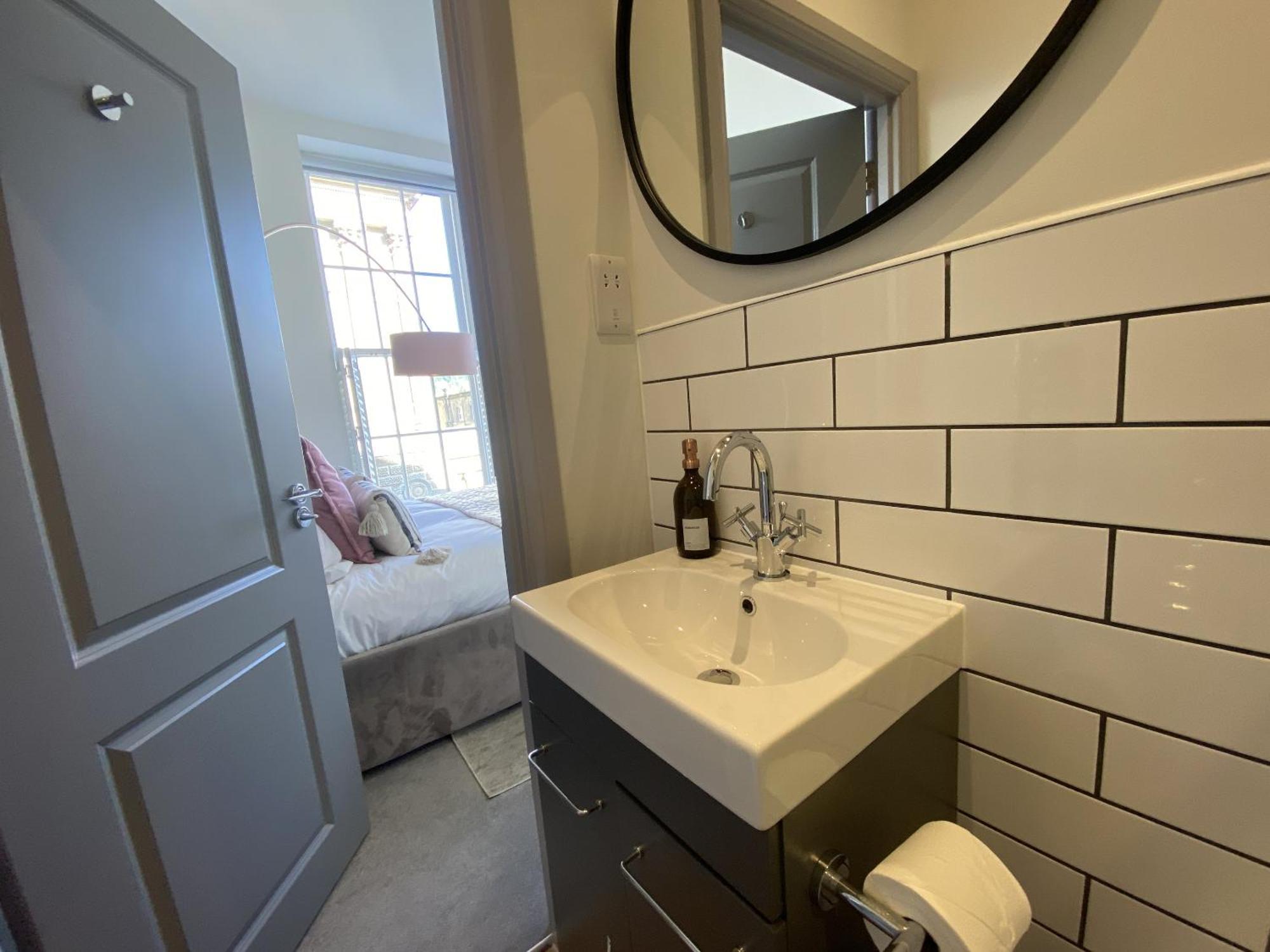 Roman Bath View, Bath Keys Екстер'єр фото
